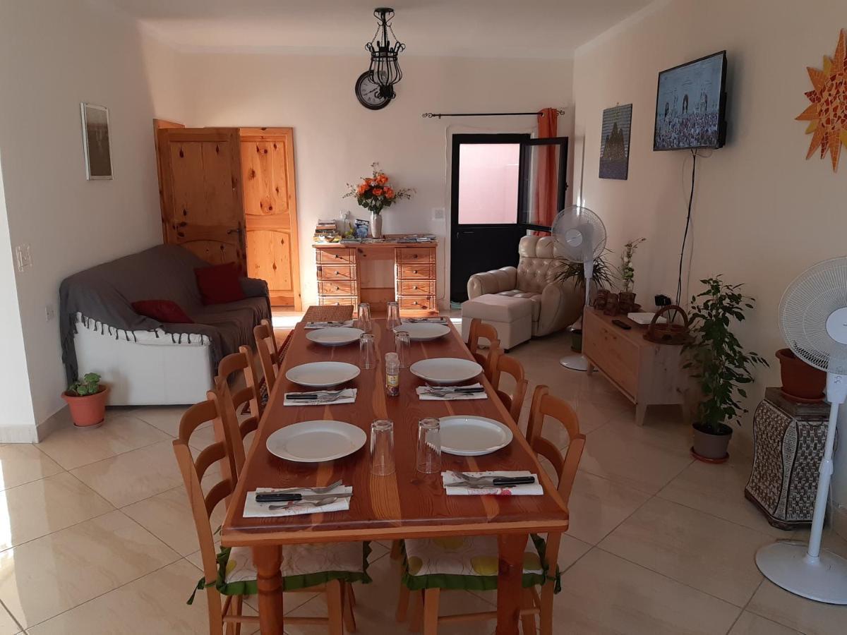 Tal-Marga B&B Qala Ngoại thất bức ảnh
