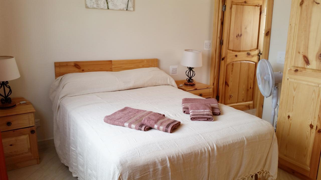 Tal-Marga B&B Qala Ngoại thất bức ảnh